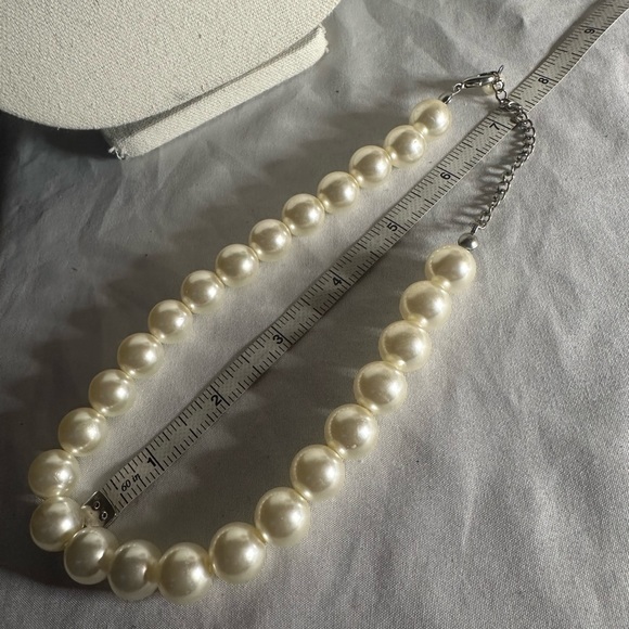 Choker style pearl bead necklace - Picture 4 of 5